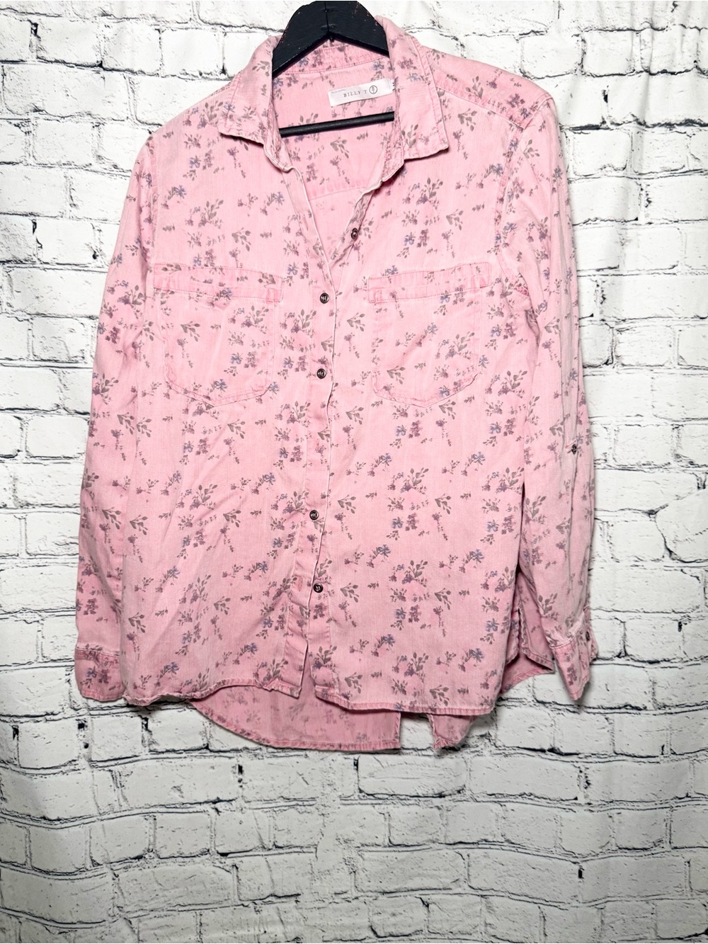 Pink Floral Button-Up Shirt. Size M